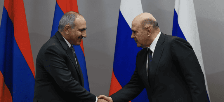 Paşinyan və Mişustin - 2025-ci il, rəsmi foto.