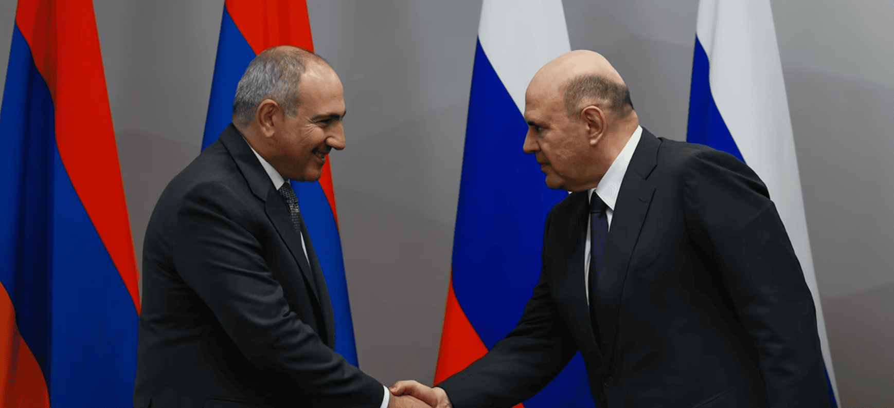 Paşinyan və Mişustin - 2025-ci il, rəsmi foto.
