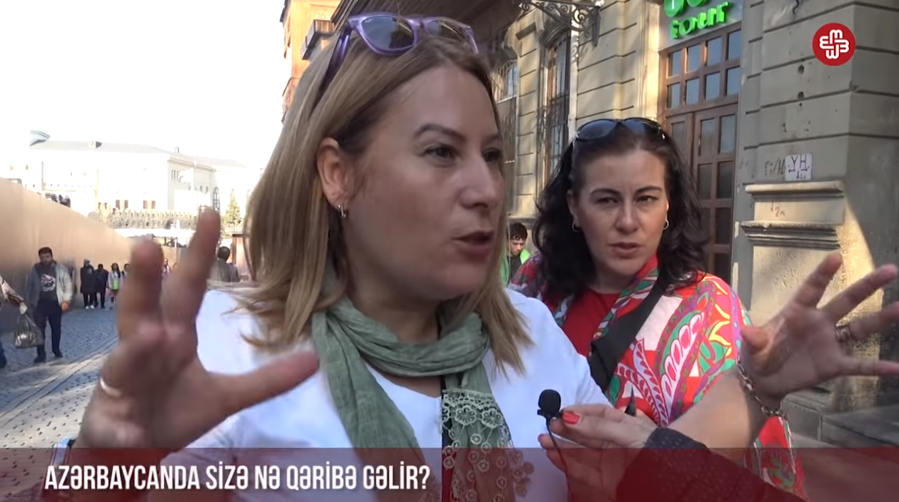 SORĞU: Azərbaycanda sizə nə qəribə gəlir?