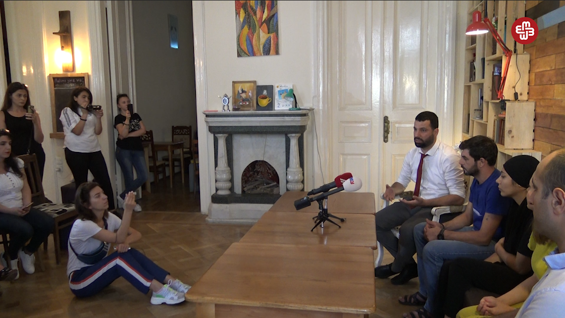 Elina Hacıyevanın valideynləri istintaqın gedişindən narazıdırlar