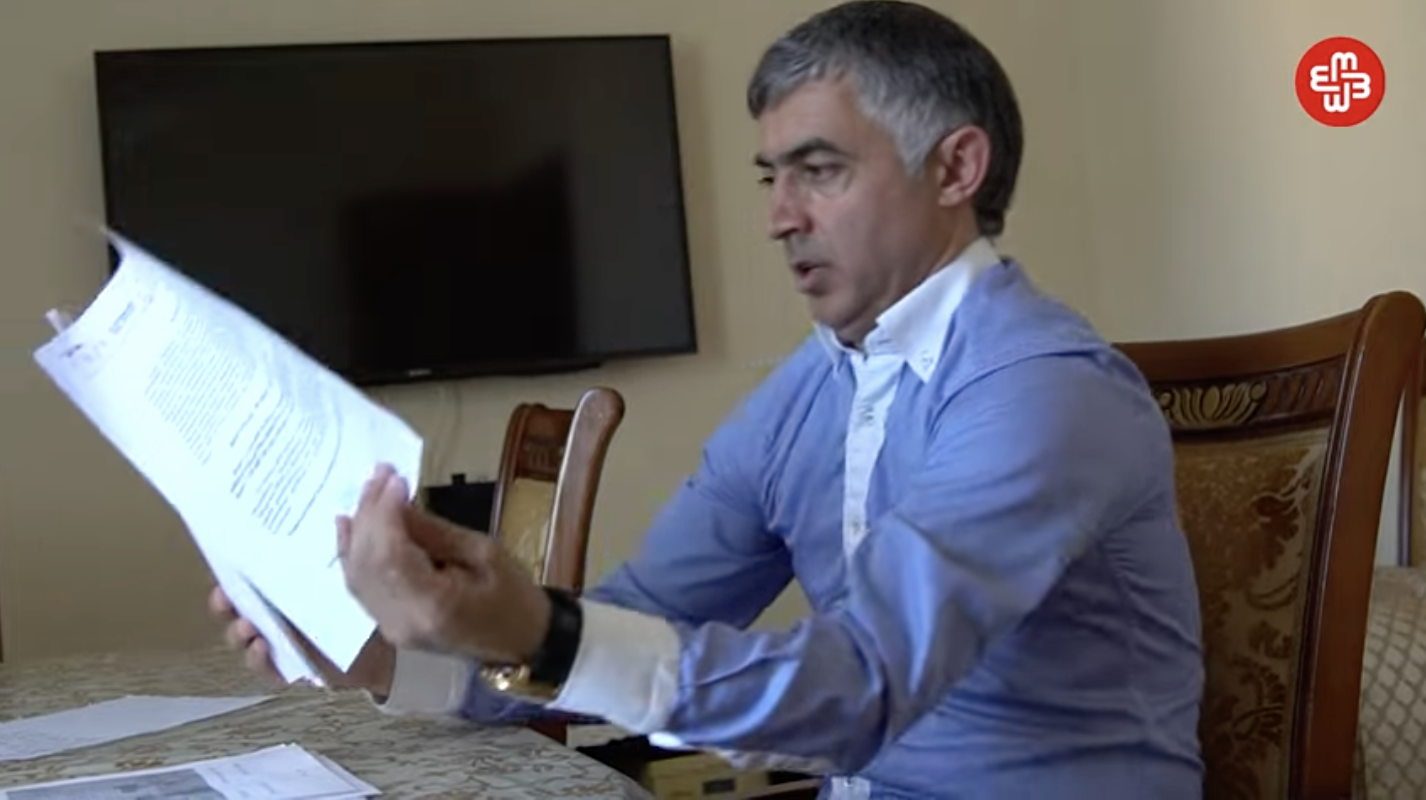 Sahibkar: Cənab prezident, şəhid ailəsini saymayan məmurların arxasında kim dayanır?