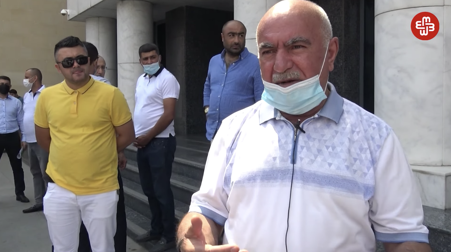 Mənzilə 200 min ödədi, müqaviləsi saxta çıxdı
