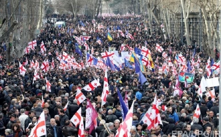 Митинг в Тбилиси