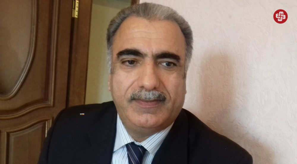 mərmi daşıyan əsgər