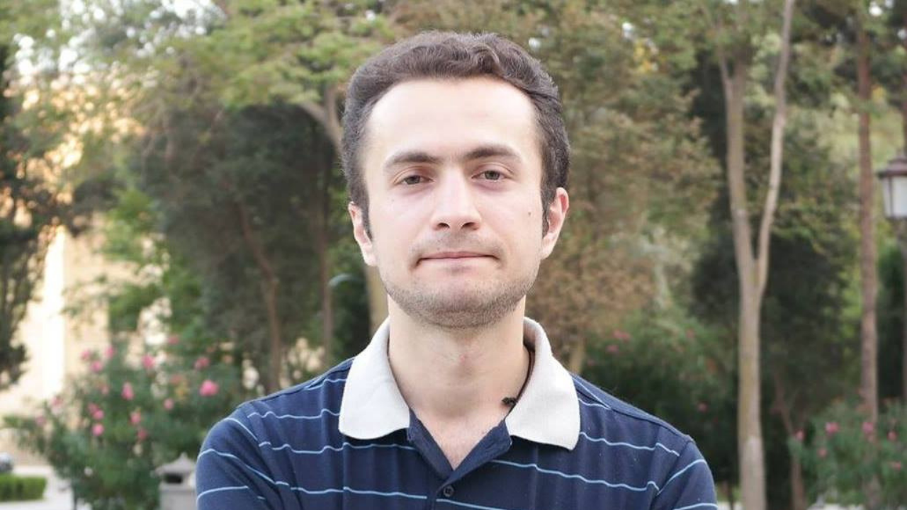 Yazar Yunis Dürüst