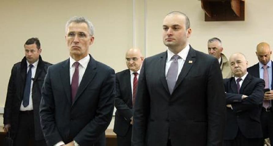 Генеральный секретарь НАТО Йенс Столтенберг и премьер-министр Грузии Мамука Бахтадзе (слева на право)