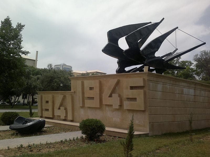 Мемориал в Баку